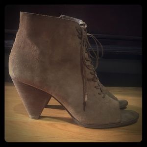 Nine West booties
